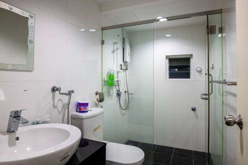 2Bedrooms Maritime Luxury Seaview Suite 2-10Pax Jelutong Exteriör bild